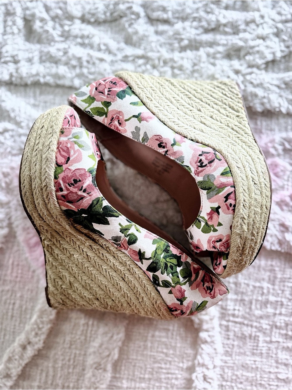 Betsey Johnson Valli Floral Espadrille Wedge Heels Pink Multi Size 7.5